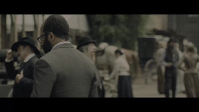 The guests come to the park. - Westworld