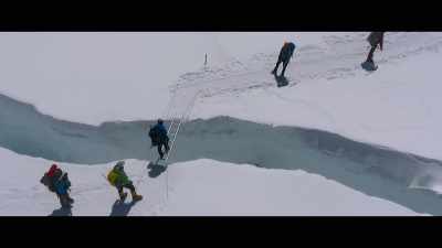 The guided route
on Mount Everest in the spring - 14 Peaks: Nothing Is Impossible