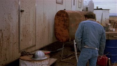 The guy has a Fucked up leg - Red Rock West