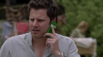 - THE GUY WASN'T
HALF-ASSING HIS JOB. - Psych