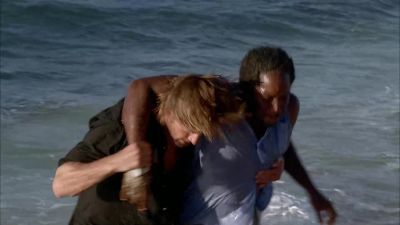 The handcuffs from the sky marshal! Now! - Lost