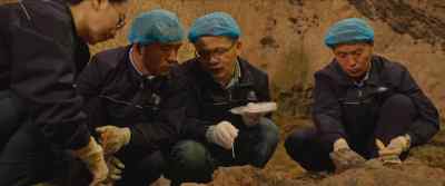 The hand's exposed. - Mysteries of the Terracotta Warriors