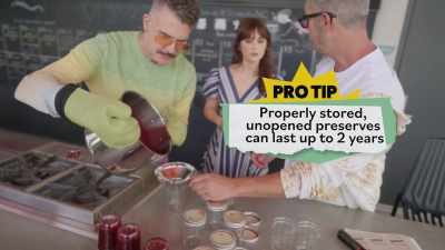 The heat gets
transferred to the lid - What Am I Eating? With Zooey Deschanel