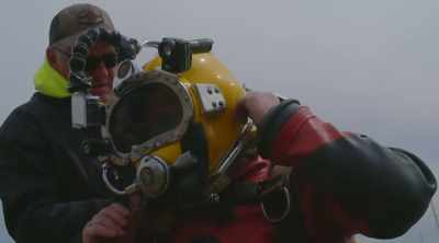 The heavier material prevents
debris from puncturing
the oxygen tank. - Sewer Divers