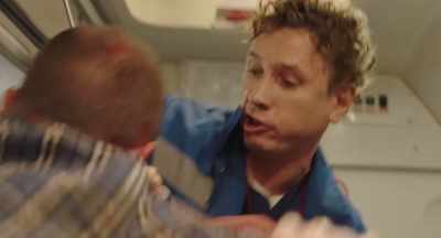 - The hell are you doing?!
- Get back down! - Arrhythmia