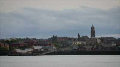 The higher ground outside Liverpool
was bypassed by Stephenson's - Secrets of the Railways