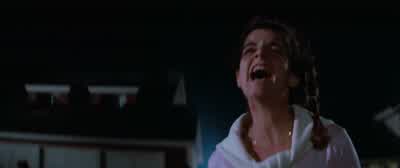 The house is coming - Poltergeist