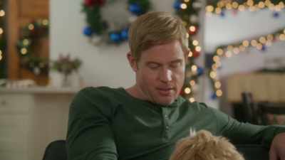 The house feels so empty
with everyone gone. - 'Twas the Text Before Christmas