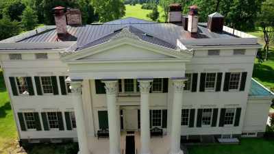 The house itself was, couldn't
have found a better location - Twisted Tale: The Unmaking of Spookies