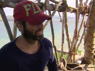 >> THE IDOL IS BACK AT YOUR VERY OWN BEACH. - Survivor