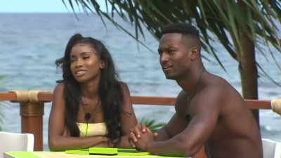 >>THE ISLANDERS NAMES WILL BE
BLANKED OUT. - Love Island