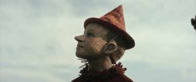 - The jacket is a nice idea.
- Yup. - Pinocchio