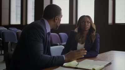 The judge, bailiff, jury, - Power Book II: Ghost