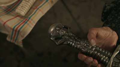 The key to controlling
the dragon is a talking
sword called Wayne. - The Watch