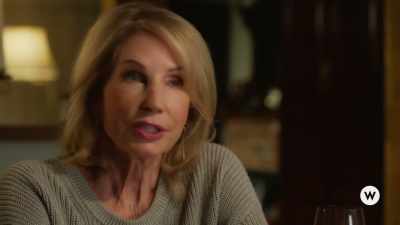 The kids were young,
she needed help, - Dating the Delaneys