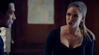The killer finds out
someone knows his secret, - Almost Paradise