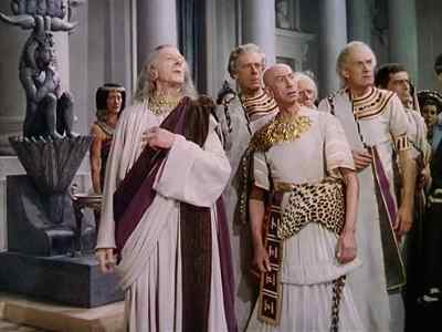 The king permits
the Roman commander to enter. - Caesar and Cleopatra