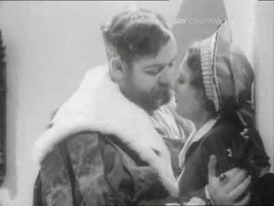 The king's guard! - The Private Life of Henry VIII