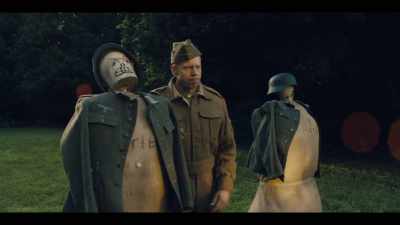 The knee in the lower back
is very important. - The Plot Against America