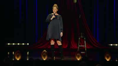 The knee." - Amy Schumer: Growing