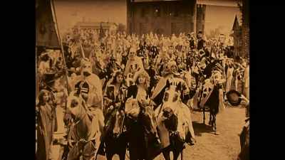 ...the Ku Klux Klan
as heroes. - Dreamland: The Burning of Black Wall Street