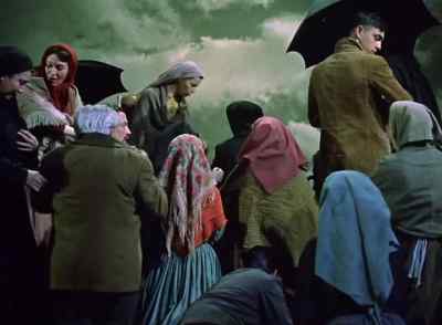 The lady kept
her promise. - The Miracle of Our Lady of Fatima