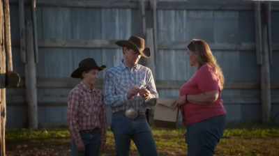 THE LANDOWNERS OWN THE DINOSAUR, - Dino Hunters