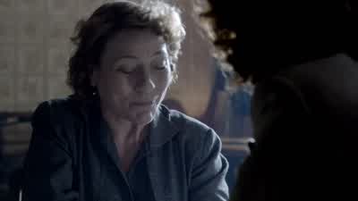 The large thumb, now. - Outlander