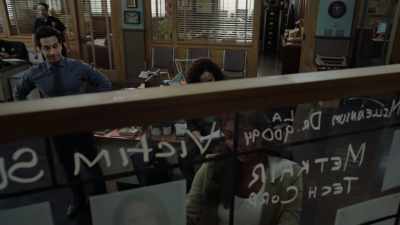 The last check Elaine cut
was written last night-- - High Potential