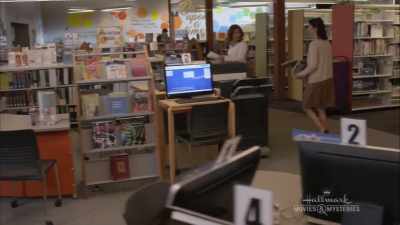 The last thing we need
is Hollywood - Last Scene Alive: An Aurora Teagarden Mystery