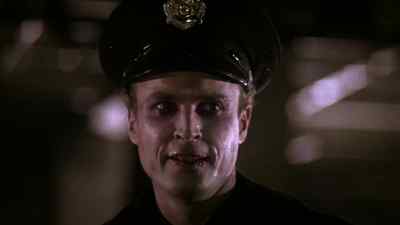 The Lieutenant has told
us all about you, Deth. - Trancers