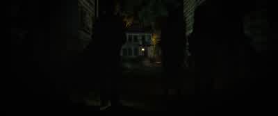 The lights are out. - Don't Breathe