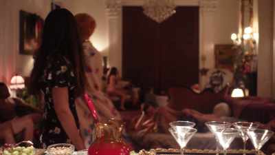 - The... like...
- Virginia... I got it arranged! - Sex-Positive