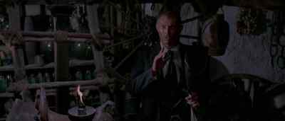 The link between Indio and Mortimer
is the chiming watch. - For a Few Dollars More
