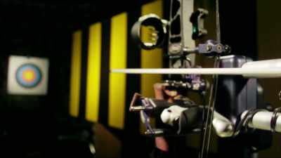 THE LITHIUM POLYMER RC BATTERY
SHOULD FIT THE BILL. - Mythbusters Jr.
