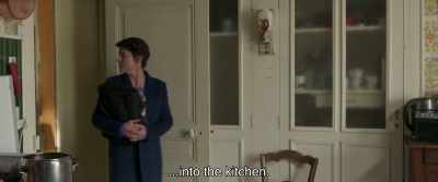 The living room leads directly... - Back to Burgundy