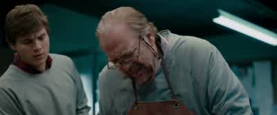 The lungs severely blackened. - The Autopsy of Jane Doe