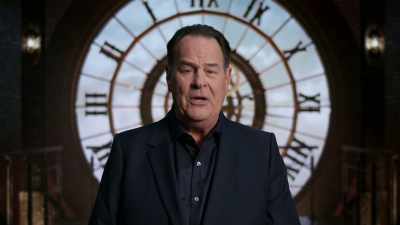 The main course, a
chicken named Mike. - The UnBelievable with Dan Aykroyd