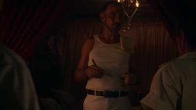 The man comes forward, solves
the biggest crime in train history, - Snowpiercer