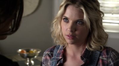 THE MAN HOLDING YOU... - Pretty Little Liars