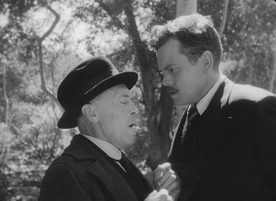 The man with the pipe - The Stranger