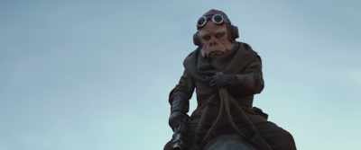 THE MANDALORIAN: Thank you. (PANTING) - The Mandalorian