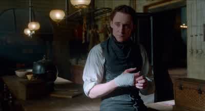 The men leave at nightfall. - Crimson Peak