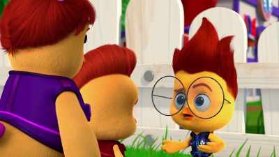 The metal detector
shows there's a chest - The Chicken Squad