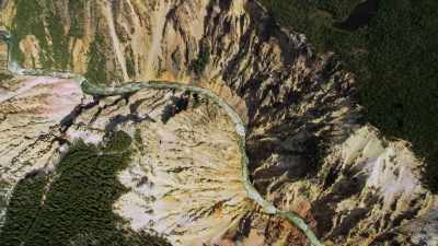 The Minnetaree tribe named
the river Mitseadazi, - Yellowstone: One-Fifty
