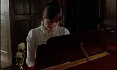 ( "THE MINSTREL BOY TO THE WAR
HAS GONE" ) - "Screen Two" Persuasion