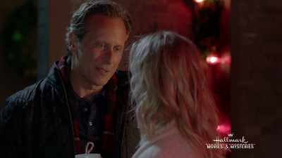 The mistletoe's a nice touch.
- I did it for the restaurant. - Return to Christmas Creek