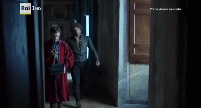 The mistress was
afraid of looting. - Medici: Masters of Florence