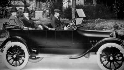 The Model 30 embodies
the Dodge tradition of - The Cars That Made America
