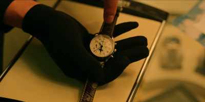 The model has a 40mm steel case, - Spirit of Ecstasy